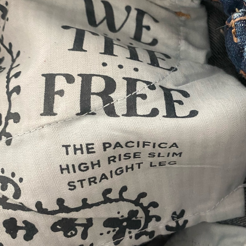 WE THE FREE THE PACIFICA HIGH RISE SLIM STRAIGHT LEG DARK WASH DENIM JEANS 29 - Picture 6 of 6